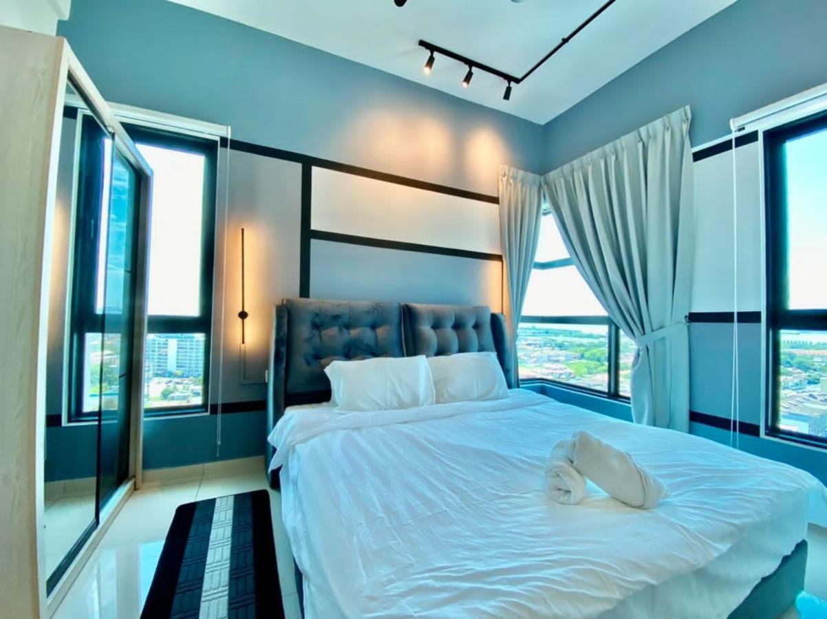 Melaka Ong Kim Wee Residences By Stayrene מראה חיצוני תמונה
